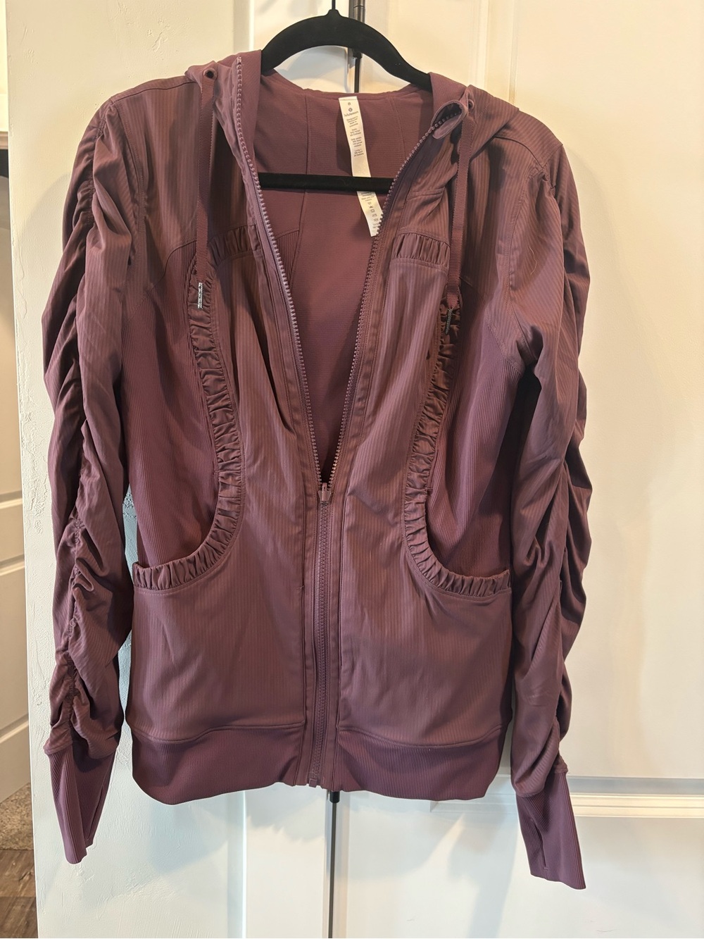 lululemonDance Studio Jacket 111 Hooded Ruched-Sleeve in artic plum